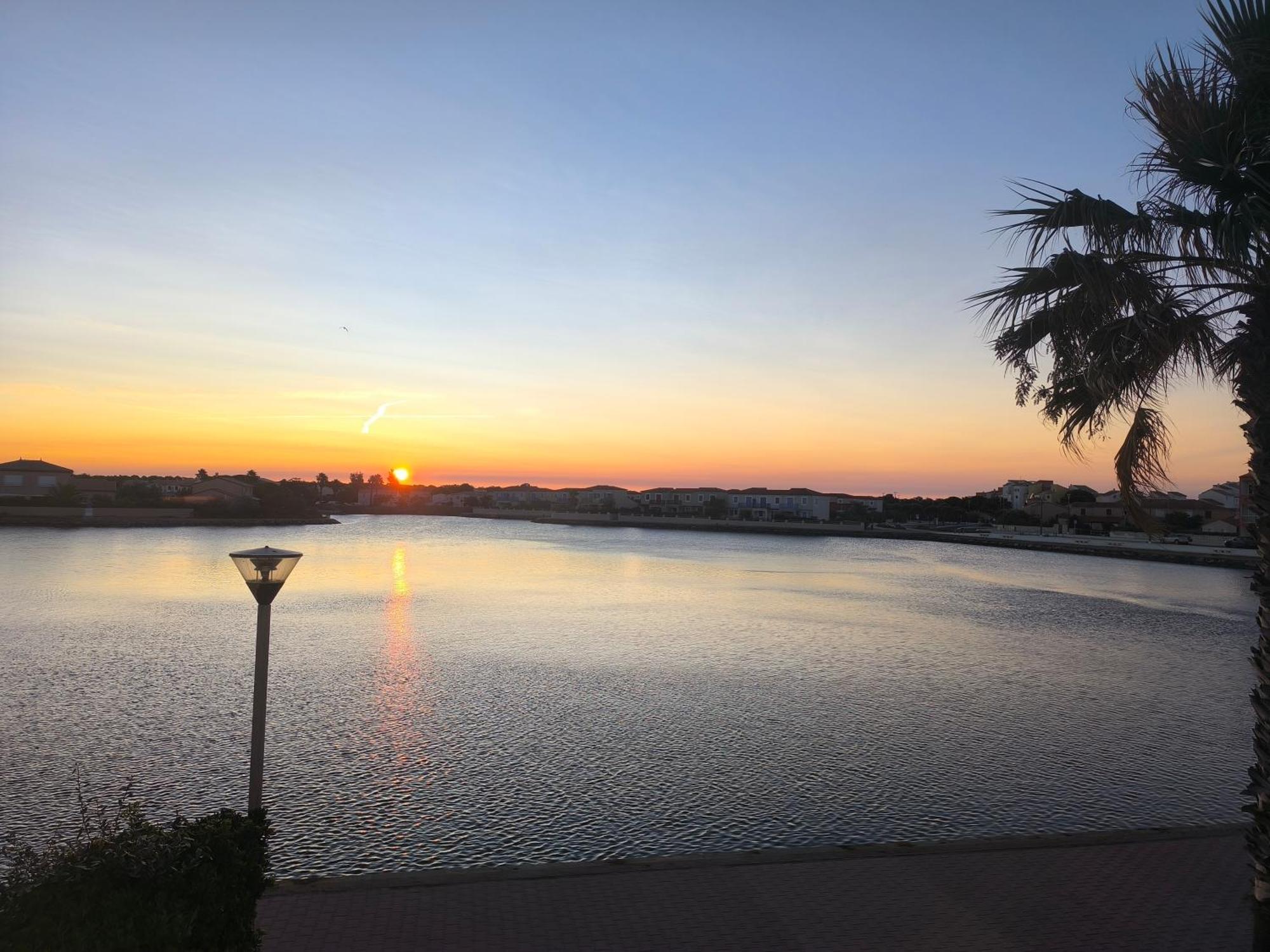 Le Petit Barcares Apartment เลอบาร์กาแรส ภายนอก รูปภาพ